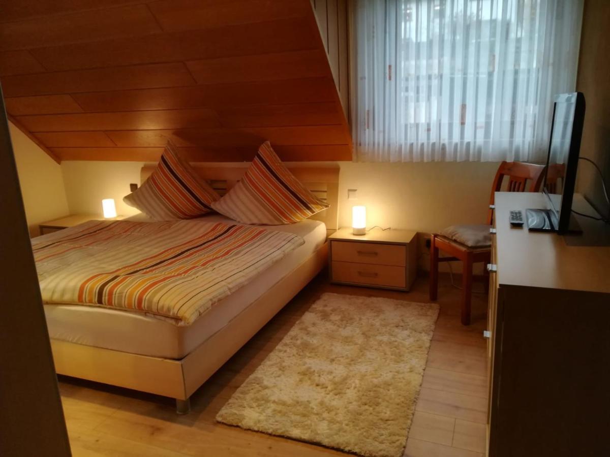 Ferienwohnung Unter Dem Schild Oberfell Εξωτερικό φωτογραφία